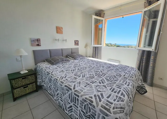 Holiday home Mazet Climatise Vue I Piscine I Parking I Wifi I Linge Et Menage Inclus *