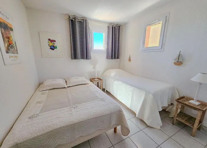 Mazet Climatise Vue I Piscine I Parking I Wifi I Linge Et Menage Inclus Holiday home *