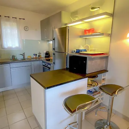 Mazet Climatise Vue I Piscine I Parking I Wifi I Linge Et Menage Inclus * Sainte-Maxime