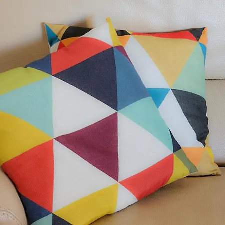 Mazet Climatisé Vue I Piscine I Parking I Wifi I Linge Et Menage Inclus Hébergement de vacances Sainte-Maxime