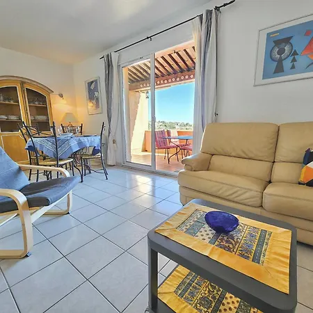 Mazet Climatise Vue I Piscine I Parking I Wifi I Linge Et Menage Inclus Nyaraló Sainte-Maxime