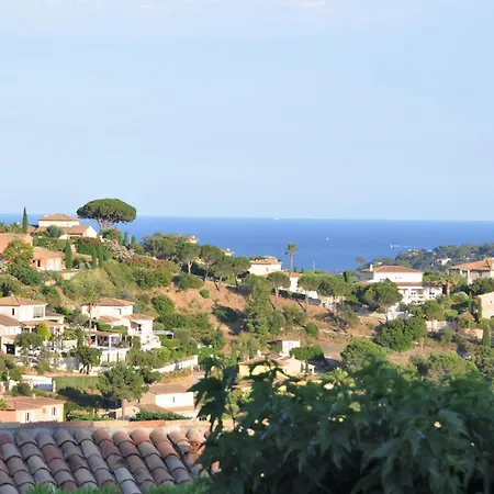 Mazet Climatise Vue I Piscine I Parking I Wifi I Linge Et Menage Inclus Sainte-Maxime