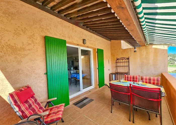 Mazet Climatisé Vue I Piscine I Parking I Wifi I Linge Et Menage Inclus Ferienhaus