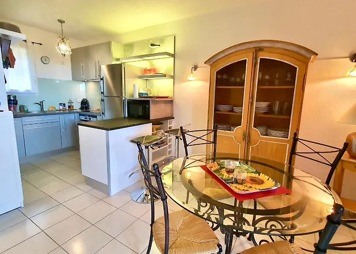 Mazet Climatise Vue I Piscine I Parking I Wifi I Linge Et Menage Inclus Sainte-Maxime