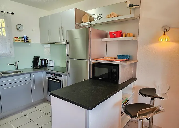 Mazet Climatisé Vue I Piscine I Parking I Wifi I Linge Et Menage Inclus