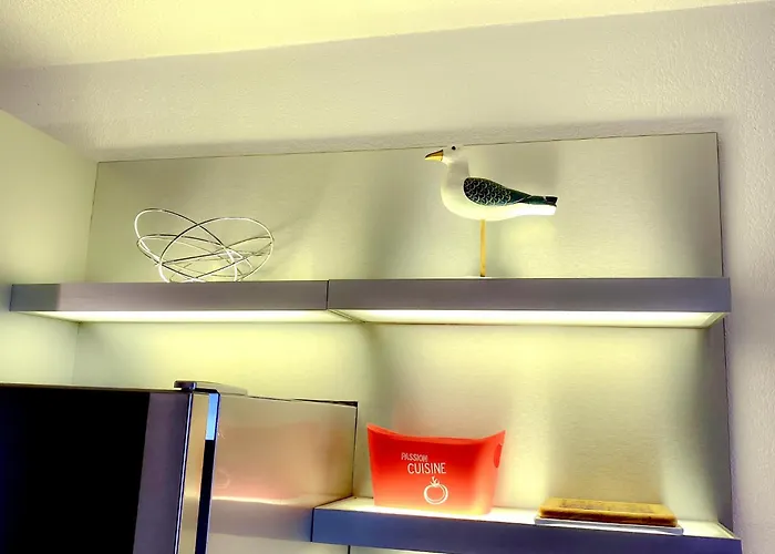 Mazet Climatisé Vue I Piscine I Parking I Wifi I Linge Et Menage Inclus