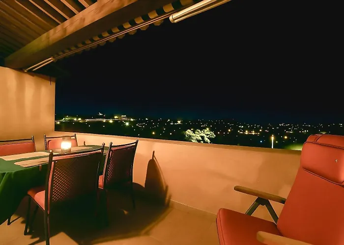 Mazet Climatise Vue I Piscine I Parking I Wifi I Linge Et Menage Inclus