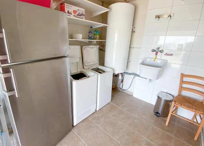 Mazet Climatisé Vue I Piscine I Parking I Wifi I Linge Et Menage Inclus Ferienhaus Sainte-Maxime